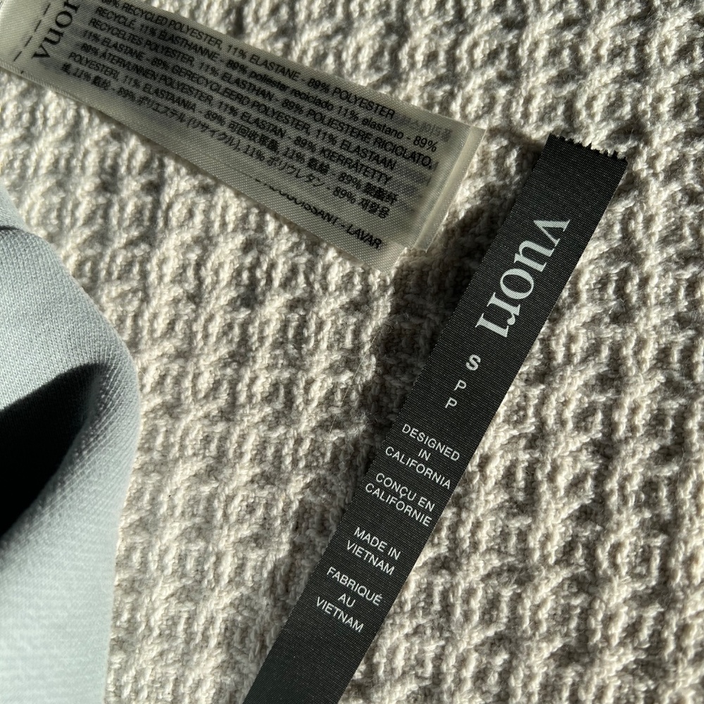 Vuori Restore Mini Crew in Blue Haze Small - Picture 3 of 5